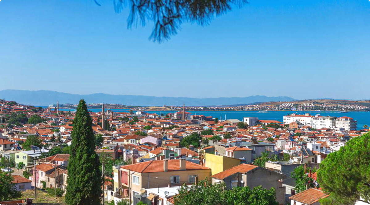 Nuestros servicios de alquiler de coches ofrecen una diversa selección de vehículos en Balikesir.